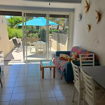 Naturiste Cap D'agde Heliovillage 33 Agde